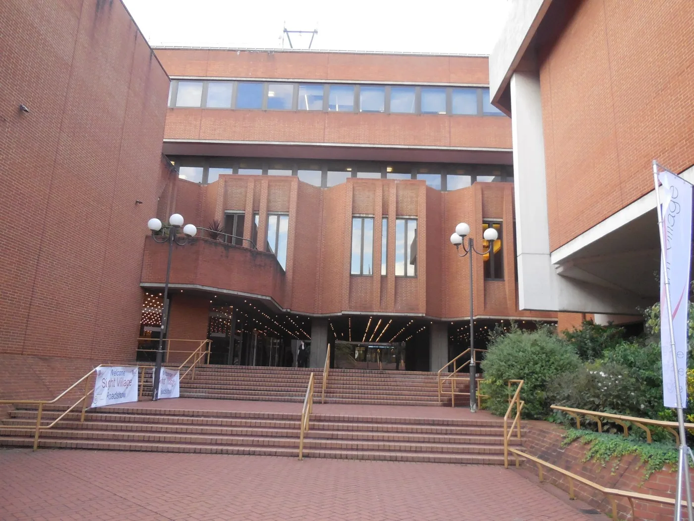 The steps up to Kensington Town Hall on Hornton Street